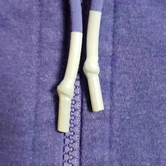 Lululemon sweater - Picture 6 of 12